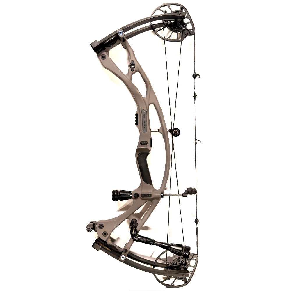 Hoyt Carbon RX-8  - RH - 65#  - Used Bow