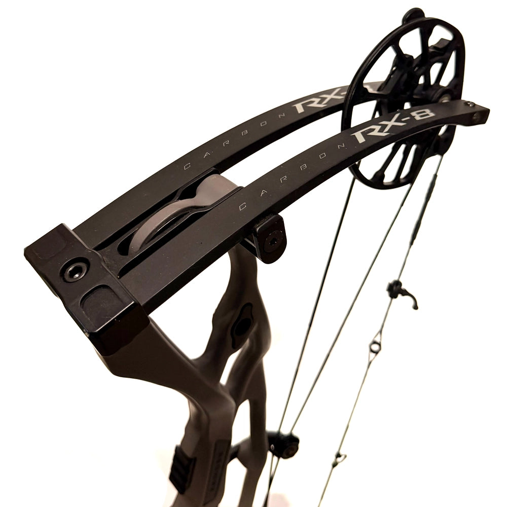 Hoyt Carbon RX-8  - RH - 65#  - Used Bow